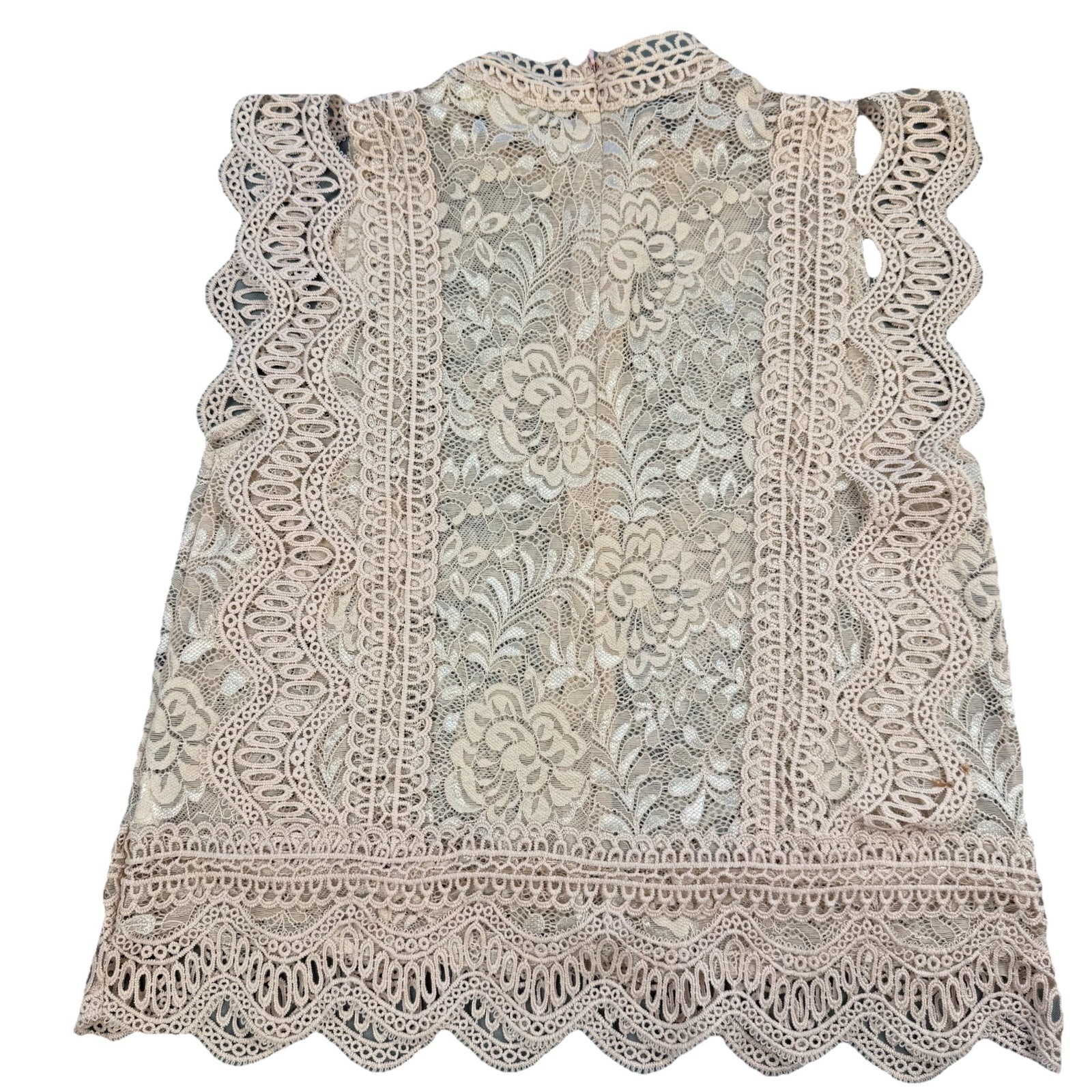 New & Next Women's Elegant Beige Scalloped Lace Sleeveless Blouse Size S — image 3 of 8